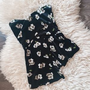 3/50$🌹RWCO VELVET TOP NWT🌸🌷